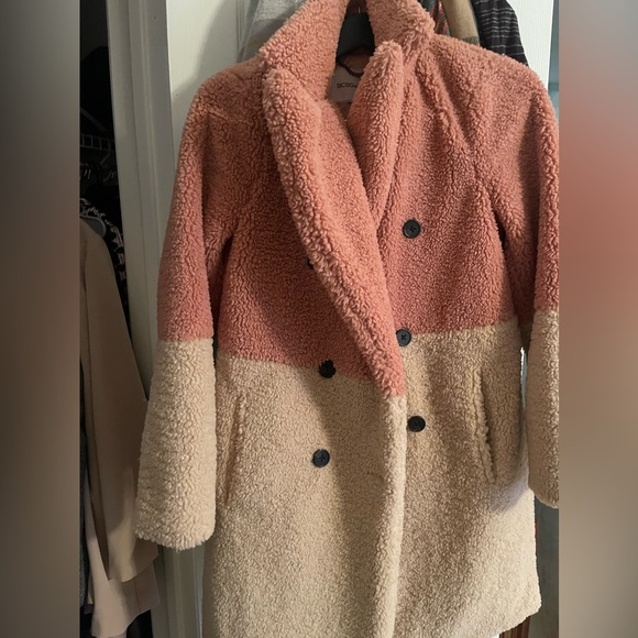 BCBGeneration Jackets & Blazers - BCBGeneration Two toned Teddy coat